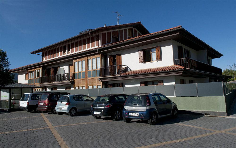 Apartamentos Turisticos Talaimendi Zarautz Exterior foto
