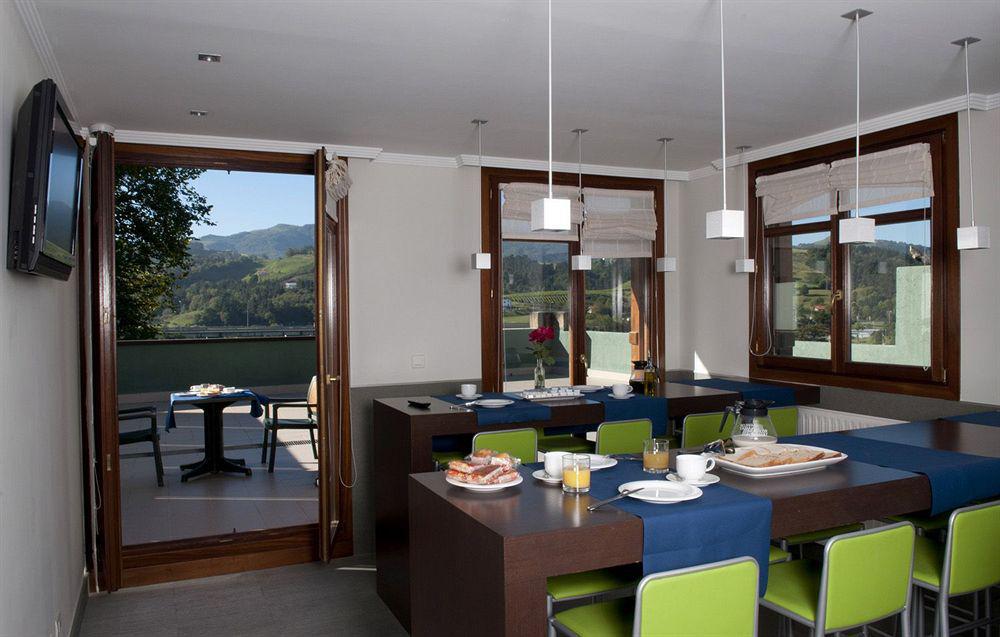 Apartamentos Turisticos Talaimendi Zarautz Exterior foto