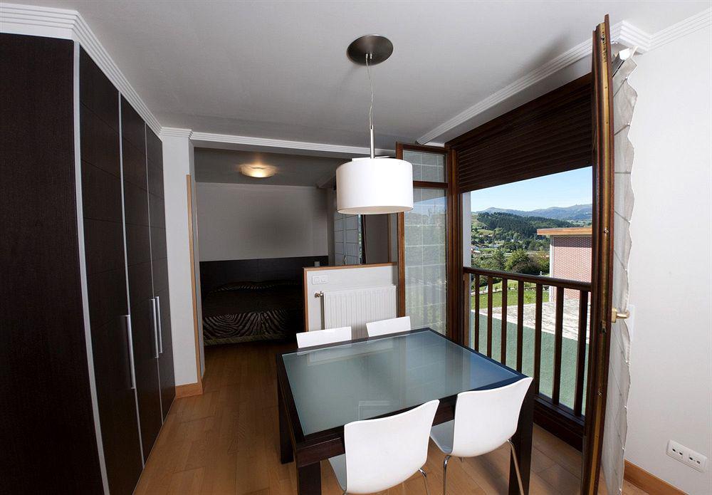 Apartamentos Turisticos Talaimendi Zarautz Exterior foto