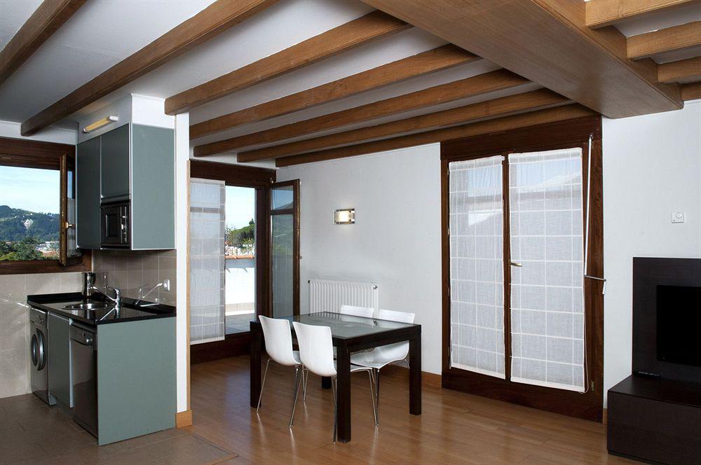 Apartamentos Turisticos Talaimendi Zarautz Exterior foto