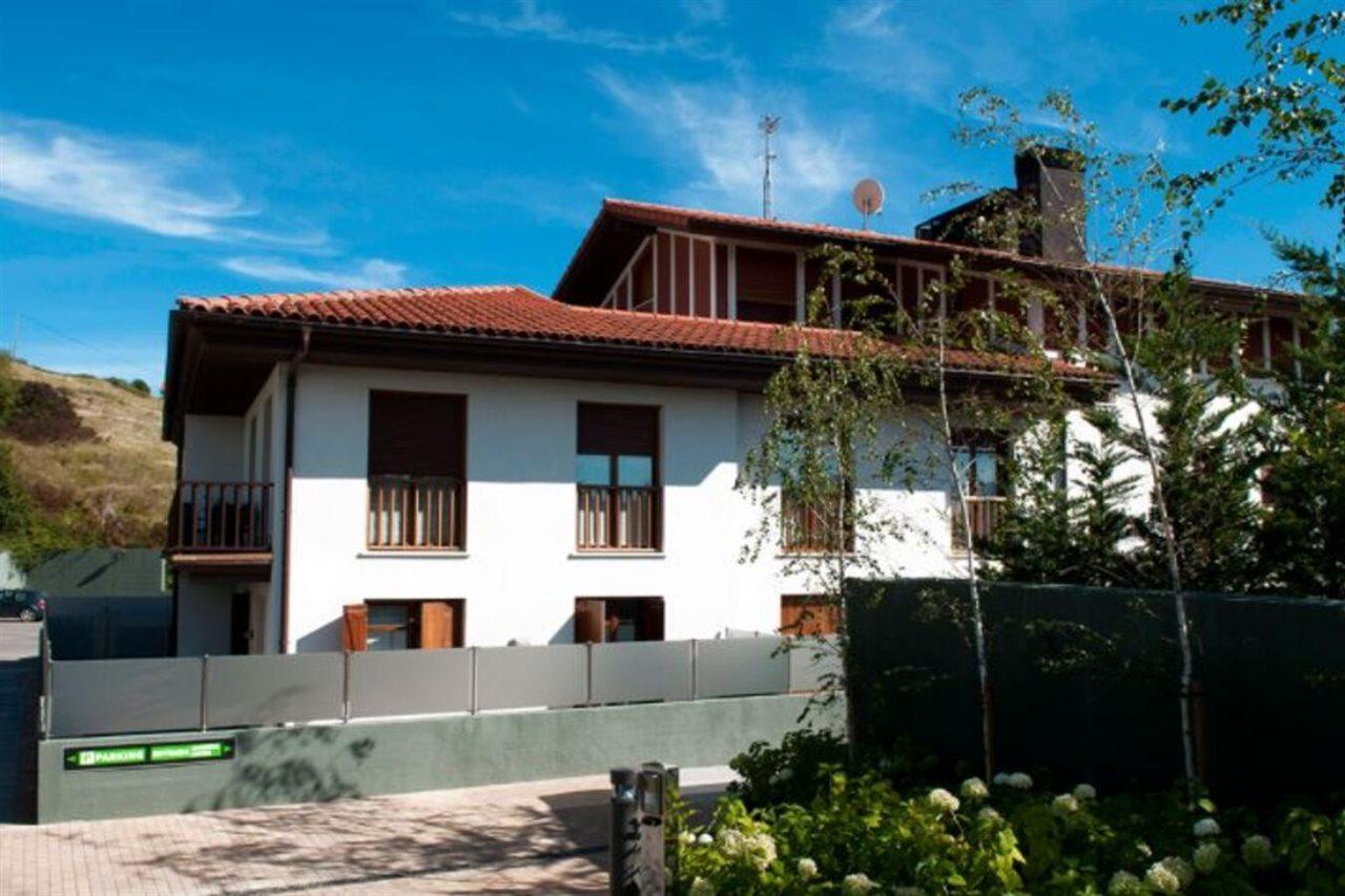 Apartamentos Turisticos Talaimendi Zarautz Exterior foto