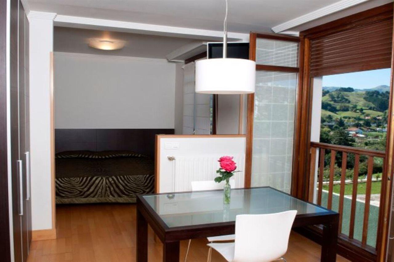 Apartamentos Turisticos Talaimendi Zarautz Exterior foto
