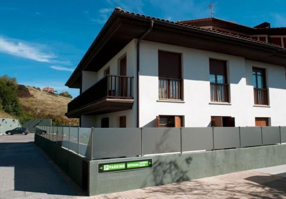 Apartamentos Turisticos Talaimendi Zarautz Exterior foto